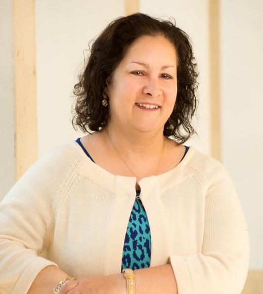 portrait of Dana Topousis